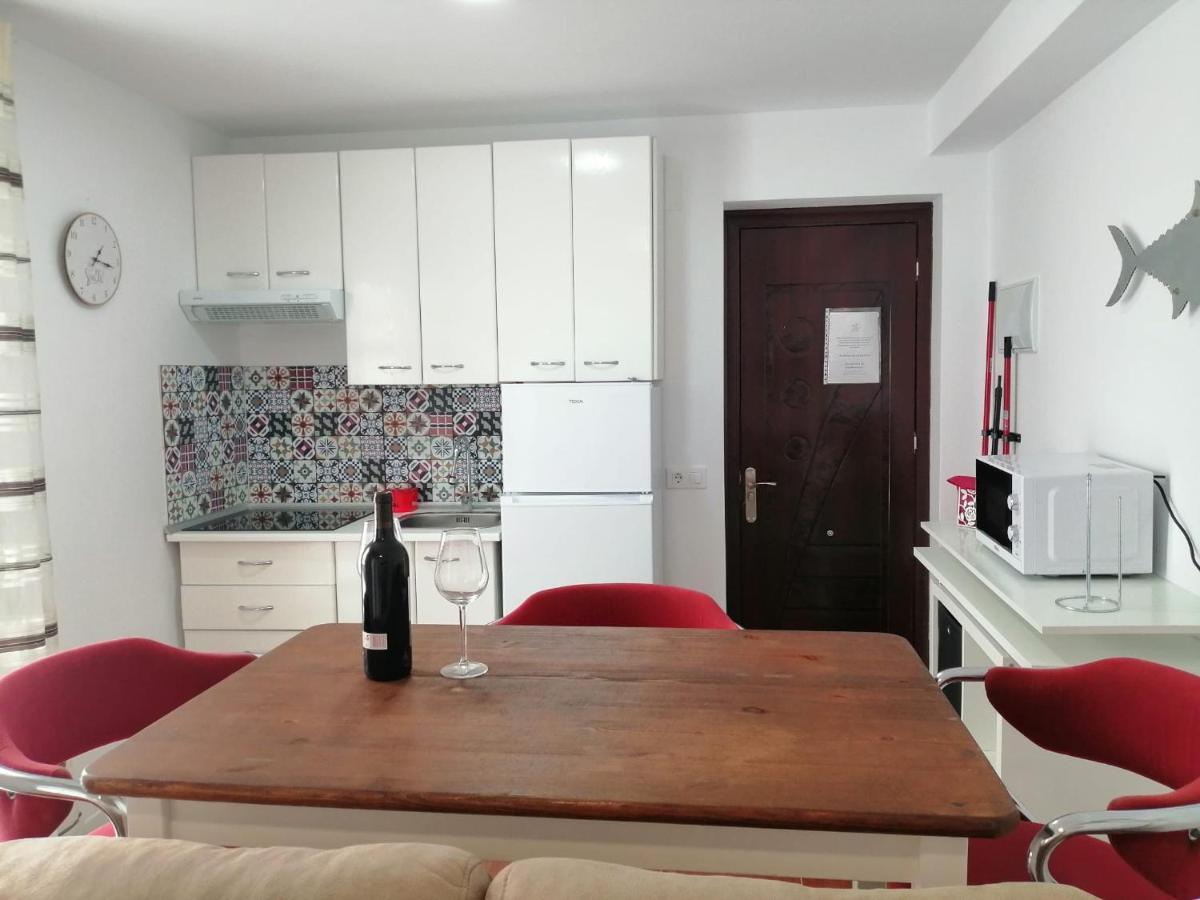 Apartamentos Empul " Tunidos House " Барбате Экстерьер фото